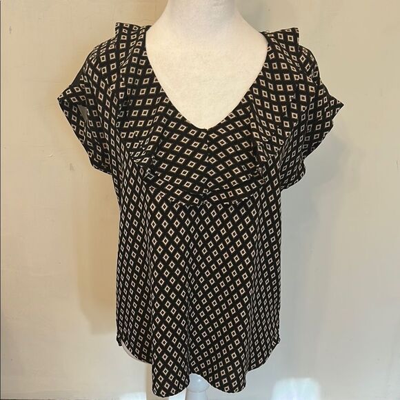 Pleione Black Patterned Flutter Sleeve Ruffled Blouse Size XS EUC - Picture 1 of 9